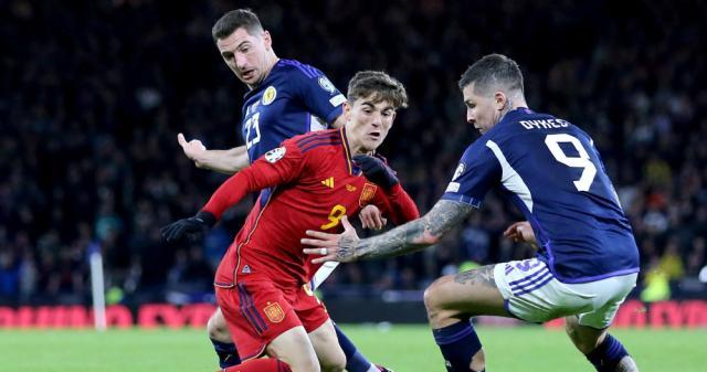 开云应用-现在他们说加维在国家队是坏孩子...